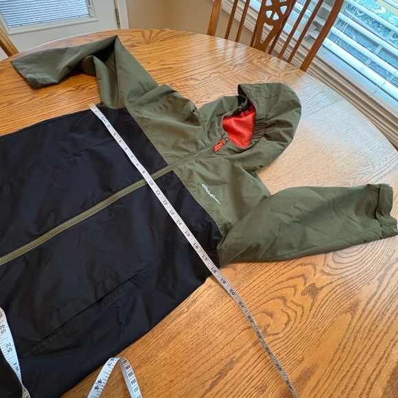 Eddie Bauer Boys Black Olive Rain Jacket Size M 10/12 EUC - Picture 4 of 12